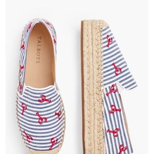 QUINN PLATFORM ESPADRILLES - LOBSTER SEERSUCKER Size 8.5 M
